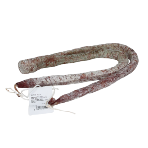 Secallona fuet prim is een smalle, dunne, lange Catalaanse gefermenteerde en gedroogde worst met kenmerkend wit schimmellaagje.