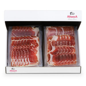 geopende geschenkdoos met Spaanse vleeswaren zoals Ibérico ham_in Nederland te koop bij Alegre Import