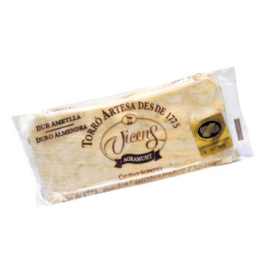 Torró Dur IGP Agramunt van Vicens. Harde nougat met hele amandelen, honing en ouwel. Luchtdicht verpakt per 200 gram_Alegre Import.nl