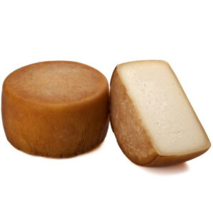 Doorgesneden Spaanse kaas Queso Olost Ratafia