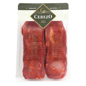 Gesneden Spaanse Serrano chorizo luchtdicht verpakt